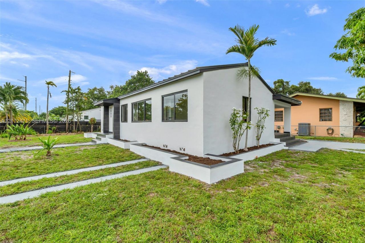 1000 SW 62nd Ave , West Miami, FL 33144 Photo