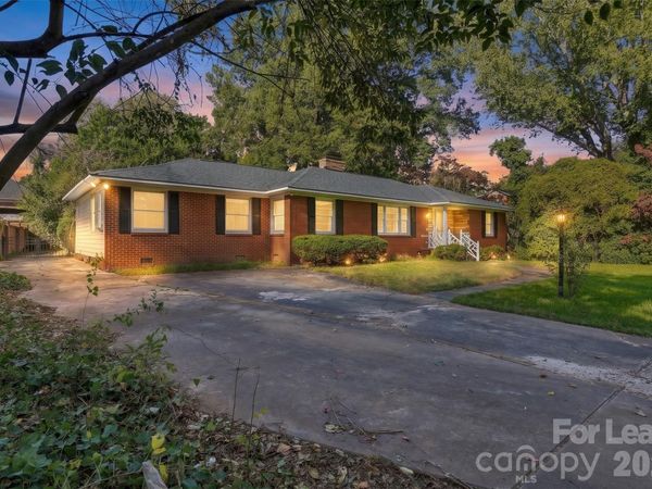 618 Shelton Street, Charlotte, NC 28270
