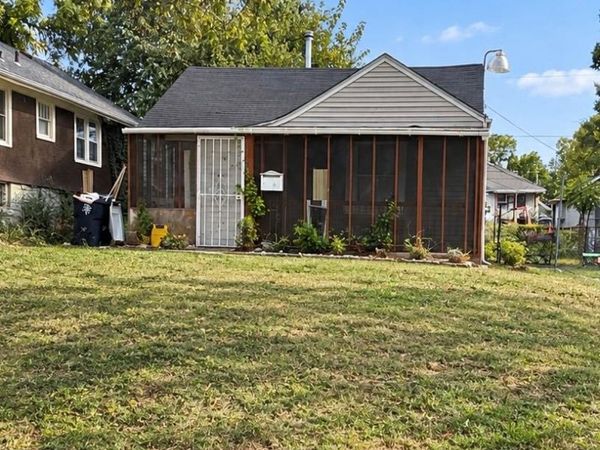 3118 Spruce Avenue, Kansas City, MO 64128