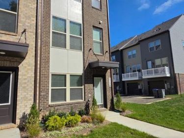 3738 DISTRICT DRIVE , WOODBRIDGE, VA 22193