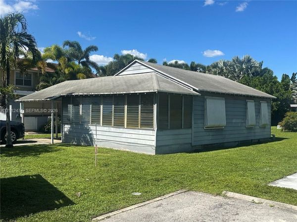 1271 NE 32nd St, Unit 1279, Oakland Park, FL 33334