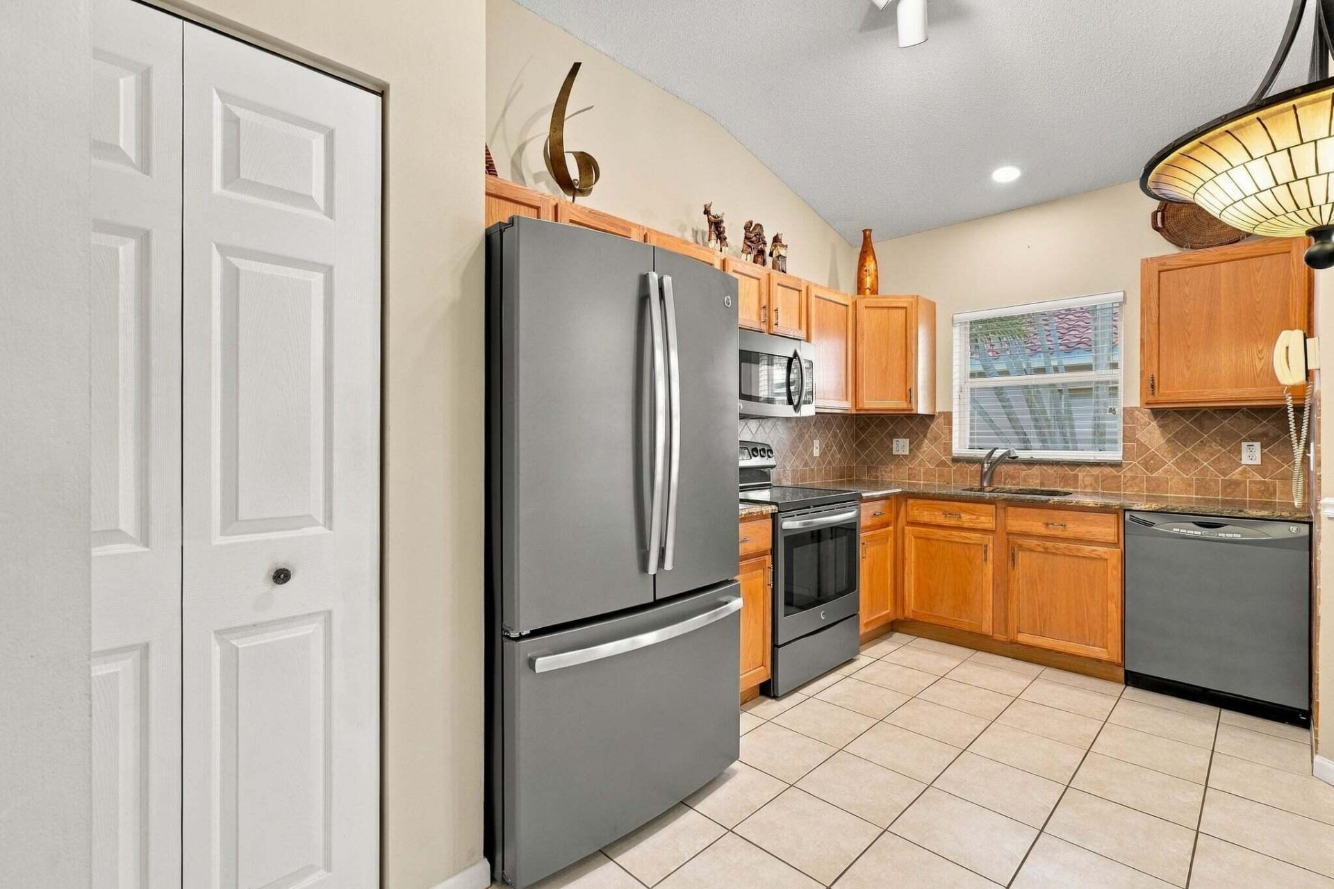 6276 Long Key Lane, Boynton Beach, FL 33472 Photo