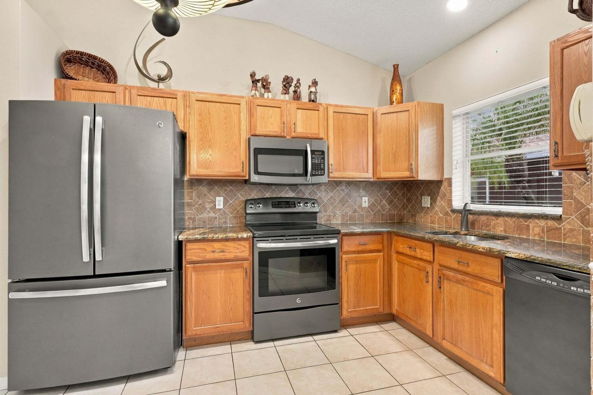 6276 Long Key Lane, Boynton Beach, FL 33472 Photo