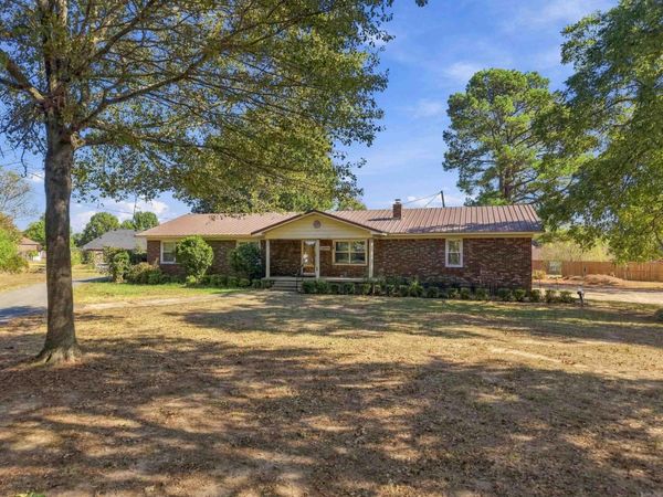 2699 Nutters Chapel Road , Conway, AR 72034