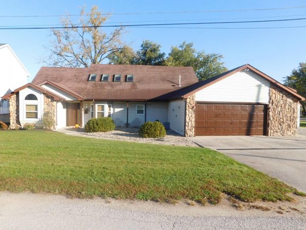 9737 N Marine Key Drive, Syracuse, IN 46567