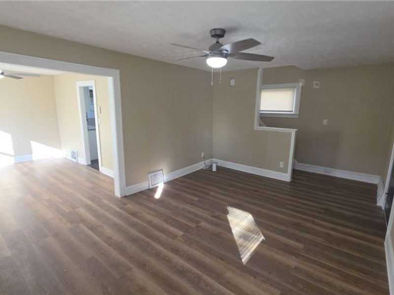12117 Angelus Avenue, Cleveland, OH 44105 Photo 5