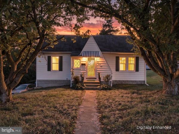 128 FRICK AVENUE , WAYNESBORO, PA 17268