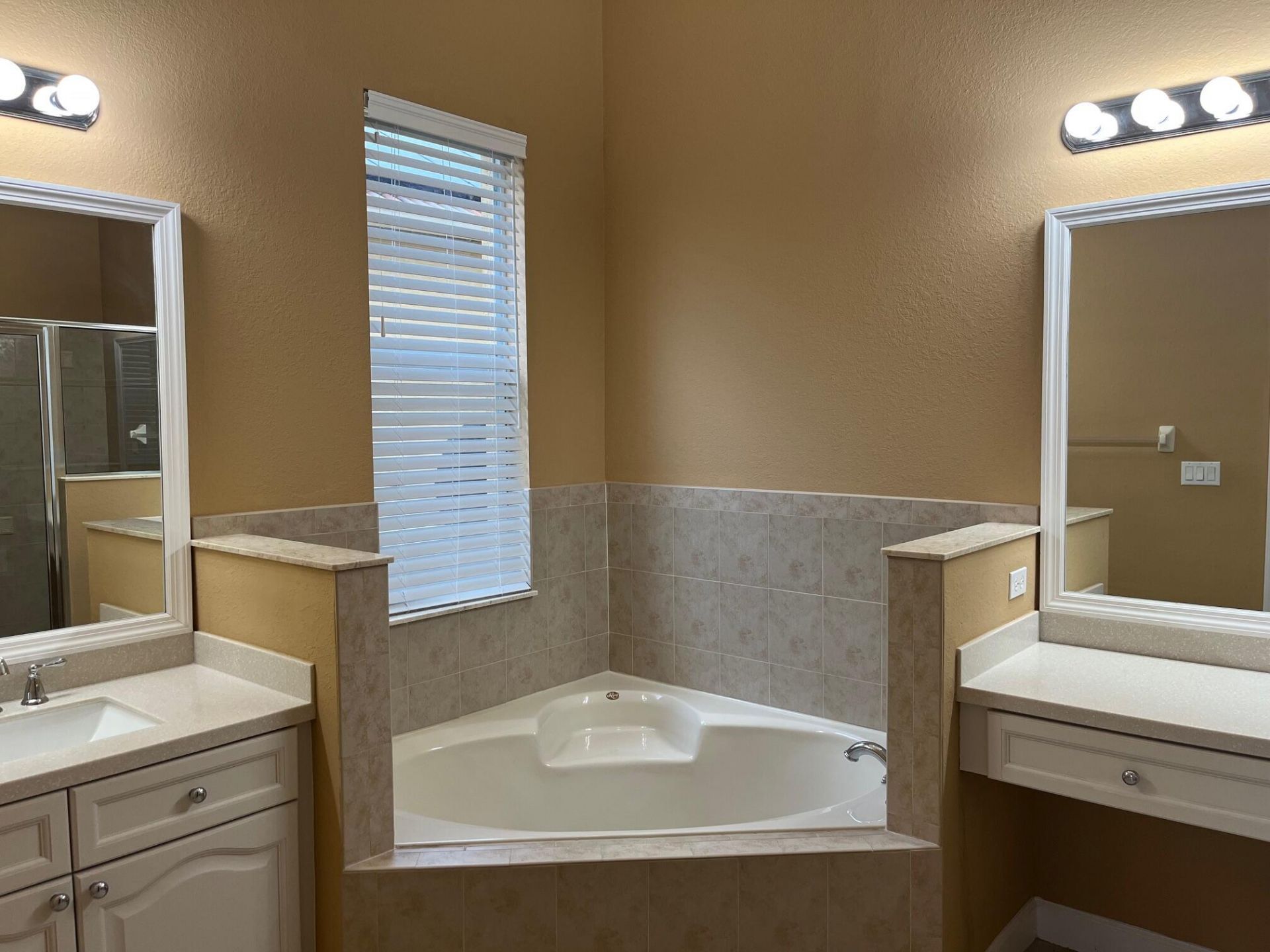 331 NW Somerset Circle, Port Saint Lucie, FL 34983 Photo