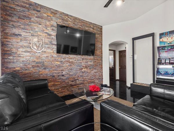 6252 Ordaz Avenue, Unit 101, Henderson, NV 89011