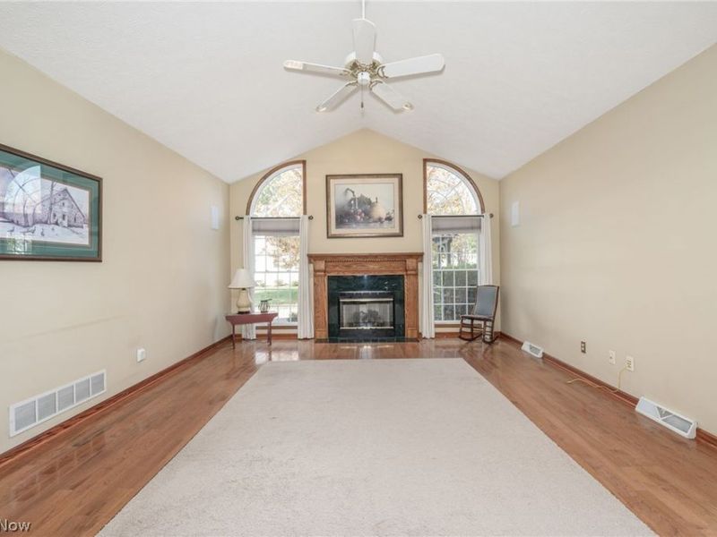 425 Middlestone Way, Cuyahoga Falls, OH 44223 Photo 15