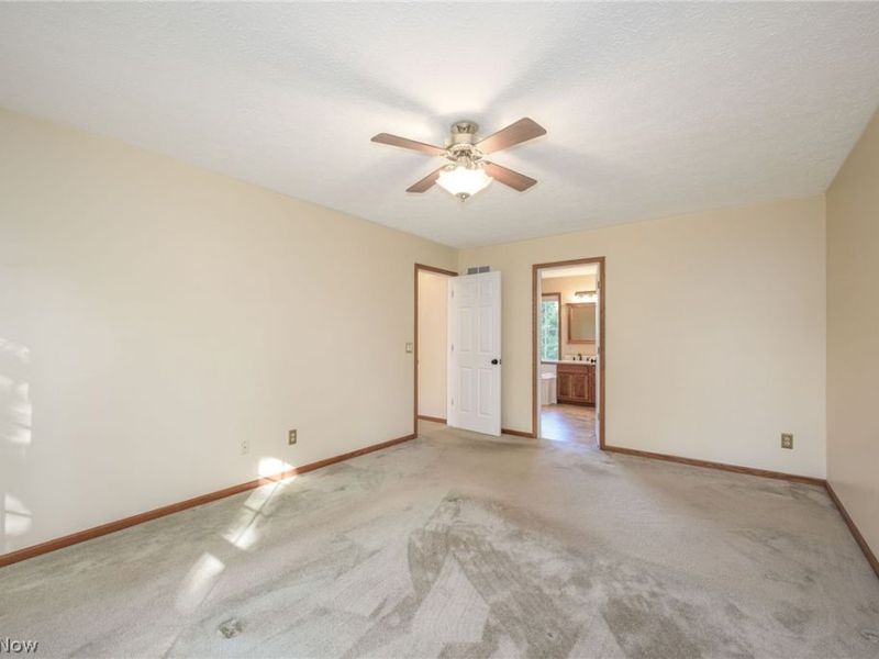 425 Middlestone Way, Cuyahoga Falls, OH 44223 Photo 21