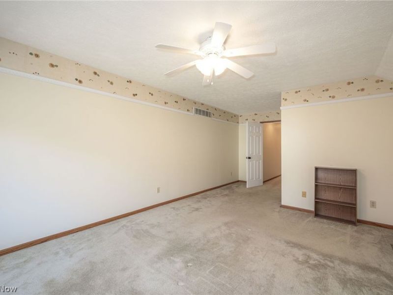 425 Middlestone Way, Cuyahoga Falls, OH 44223 Photo 25