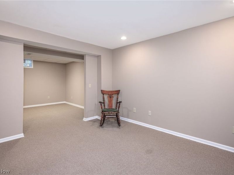 425 Middlestone Way, Cuyahoga Falls, OH 44223 Photo 29
