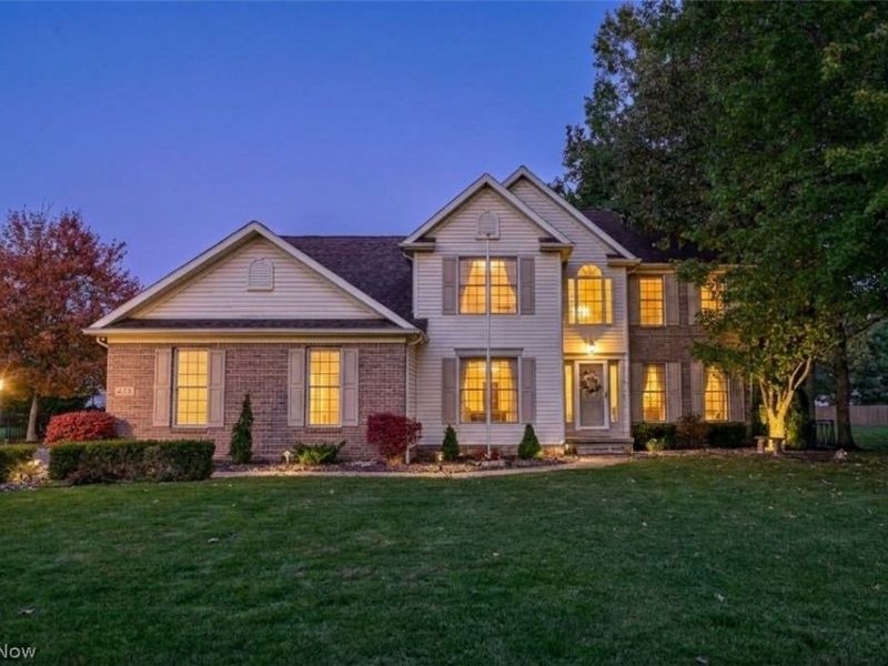 425 Middlestone Way, Cuyahoga Falls, OH 44223 Photo 3