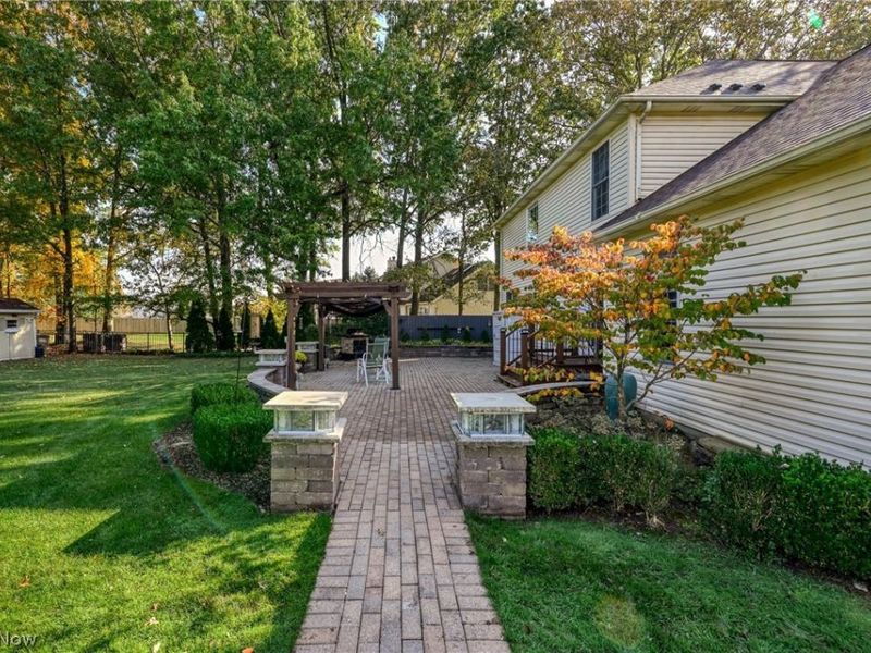 425 Middlestone Way, Cuyahoga Falls, OH 44223 Photo 37