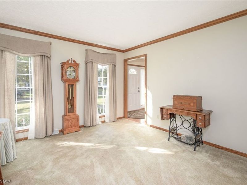 425 Middlestone Way, Cuyahoga Falls, OH 44223 Photo 5