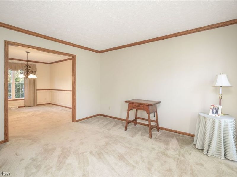 425 Middlestone Way, Cuyahoga Falls, OH 44223 Photo 6