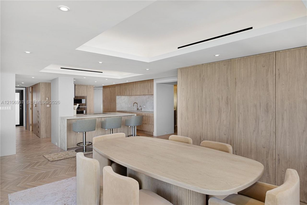 5845 Collins Ave , Unit 405/406, Miami Beach, FL 33140 Photo