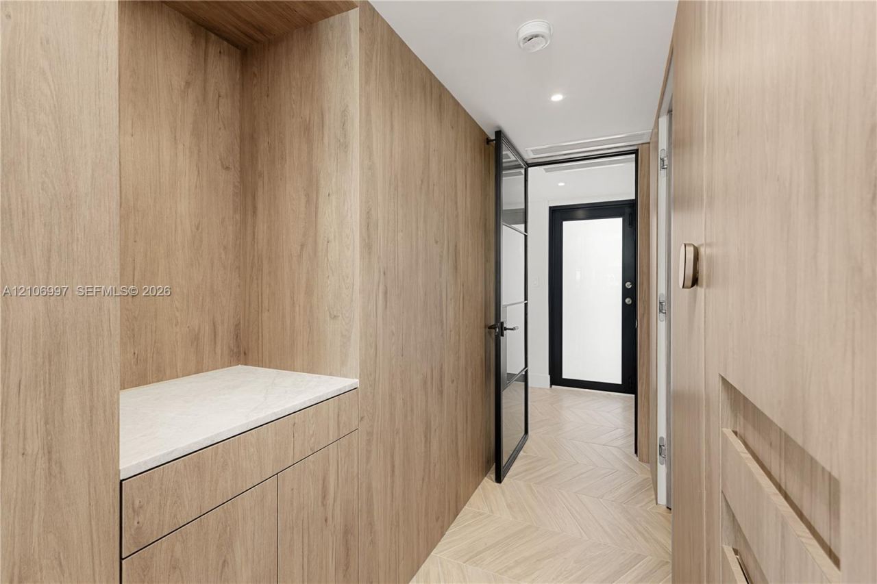 5845 Collins Ave , Unit 405/406, Miami Beach, FL 33140 Photo