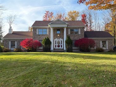 25 Slaytonbush Road , Whitesboro, NY 13492