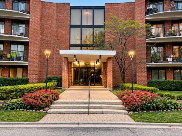 1415 E Central Road , Unit 320C, Arlington Heights, IL 60005