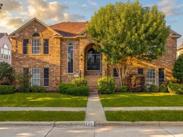 220 Cove Drive, Coppell, TX 75019
