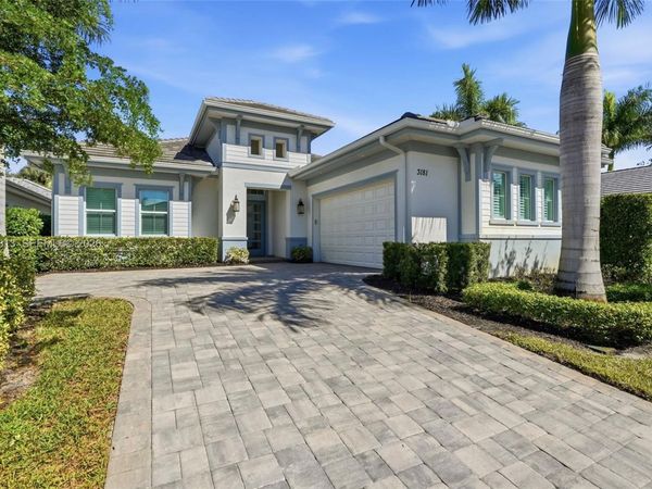 3181 Capistrano , Naples, FL 34114
