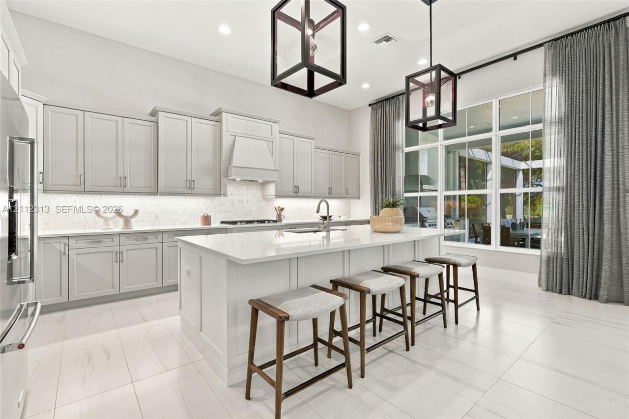 3181 Capistrano , Naples, FL 34114 Photo