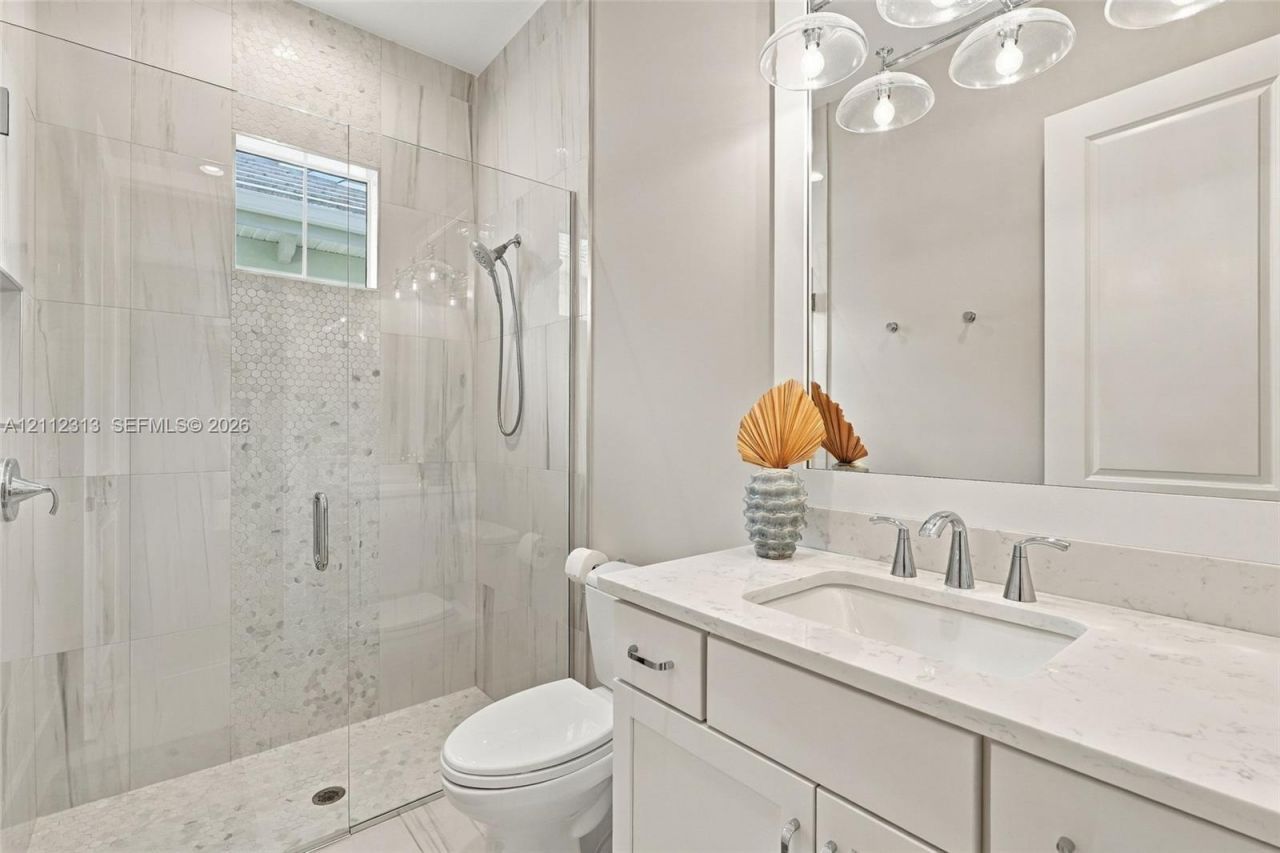 3181 Capistrano , Naples, FL 34114 Photo