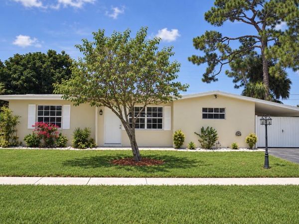 1903 E CHATHAM Road, West Palm Beach, FL 33415