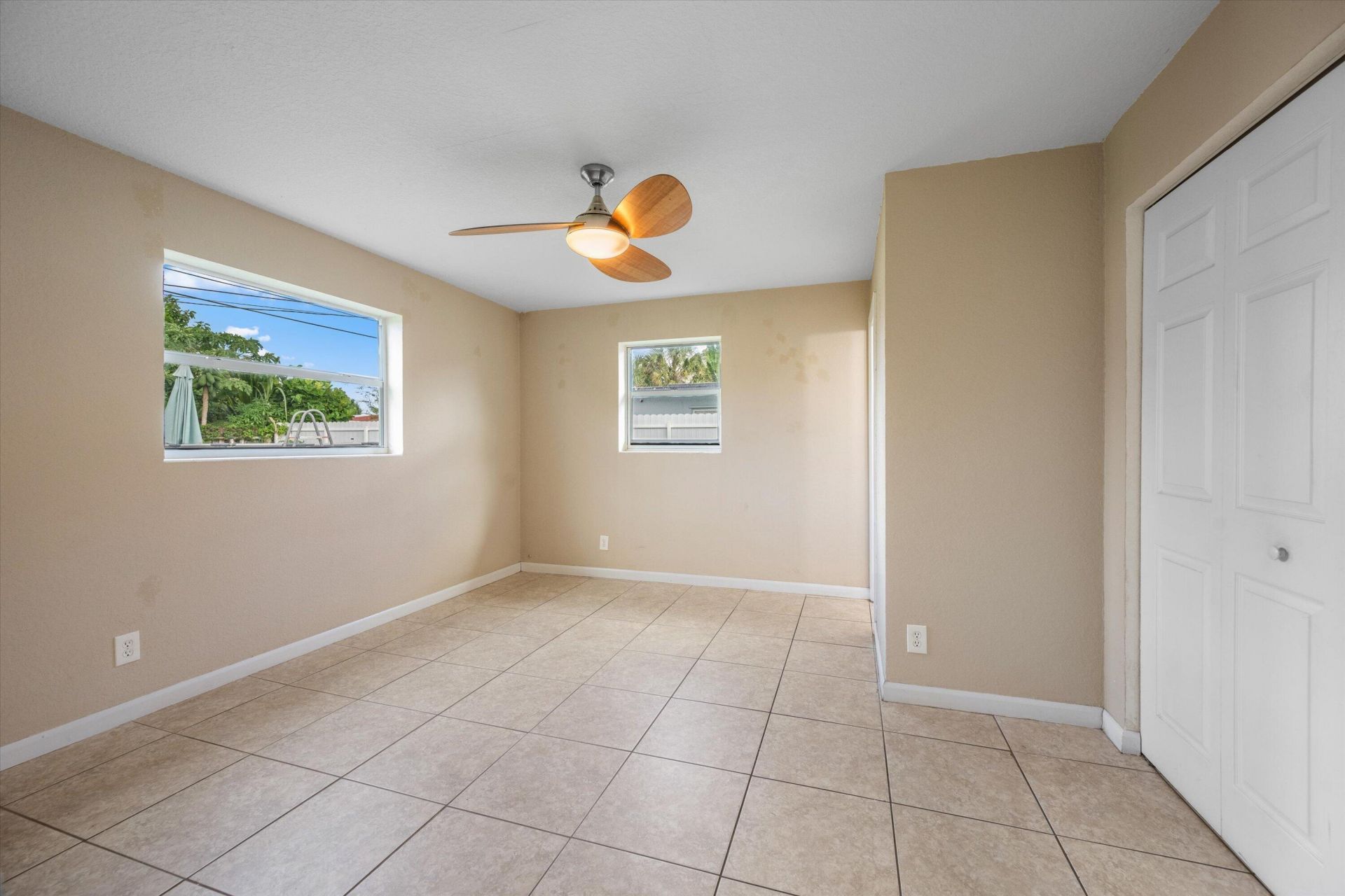 1903 E Chatham Road, West Palm Beach, FL 33415 Photo