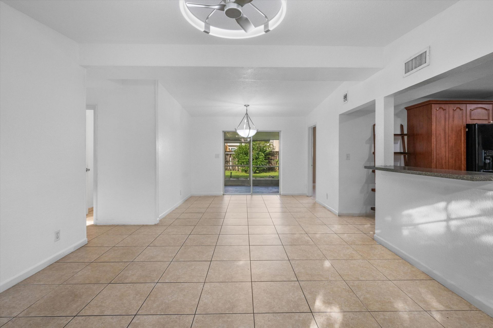 1903 E Chatham Road, West Palm Beach, FL 33415 Photo
