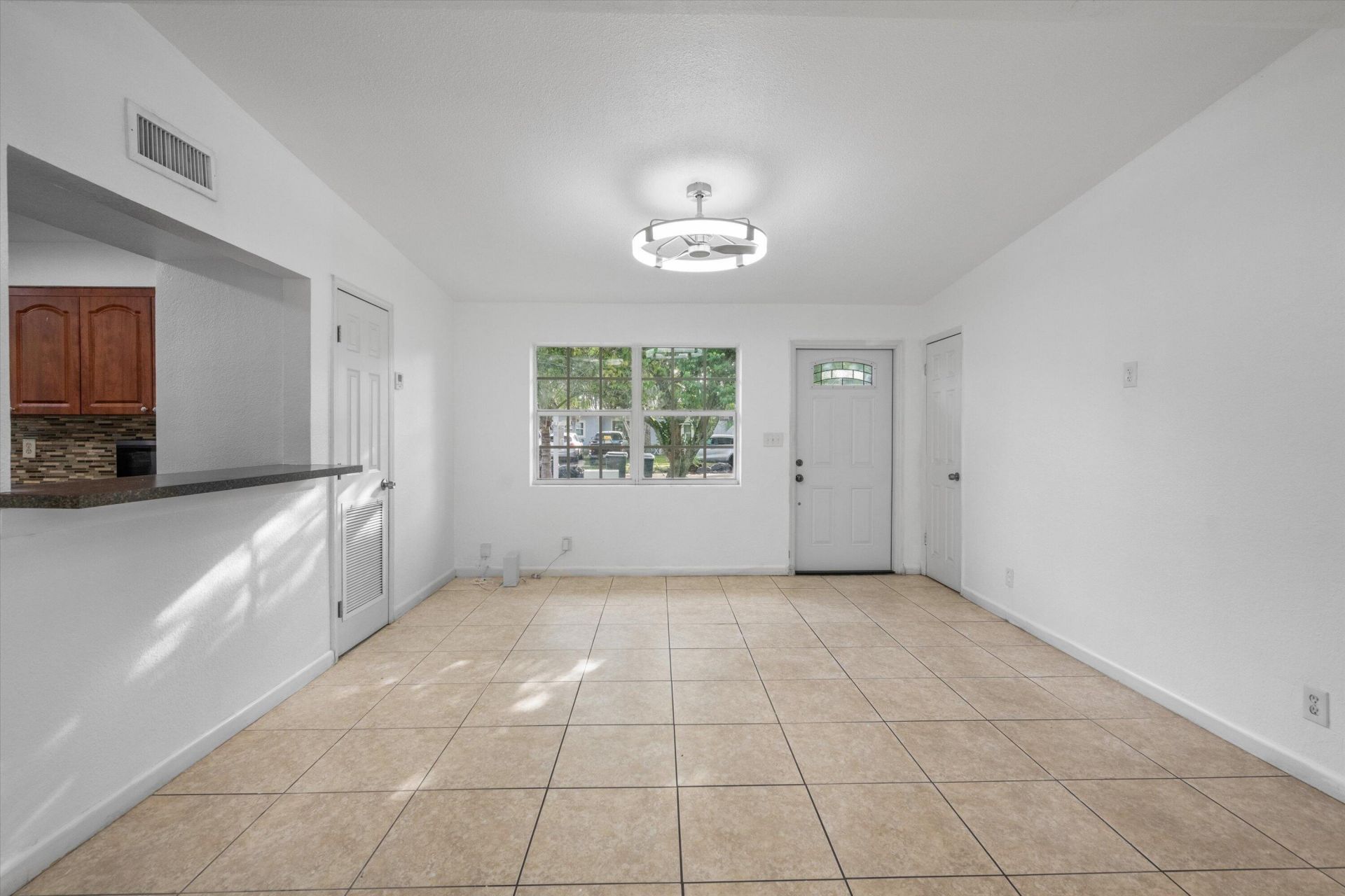 1903 E Chatham Road, West Palm Beach, FL 33415 Photo