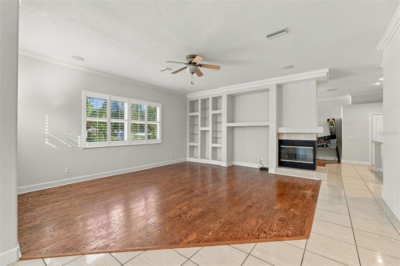 3916 Valrico Grove Drive , Valrico, FL 33594 Photo