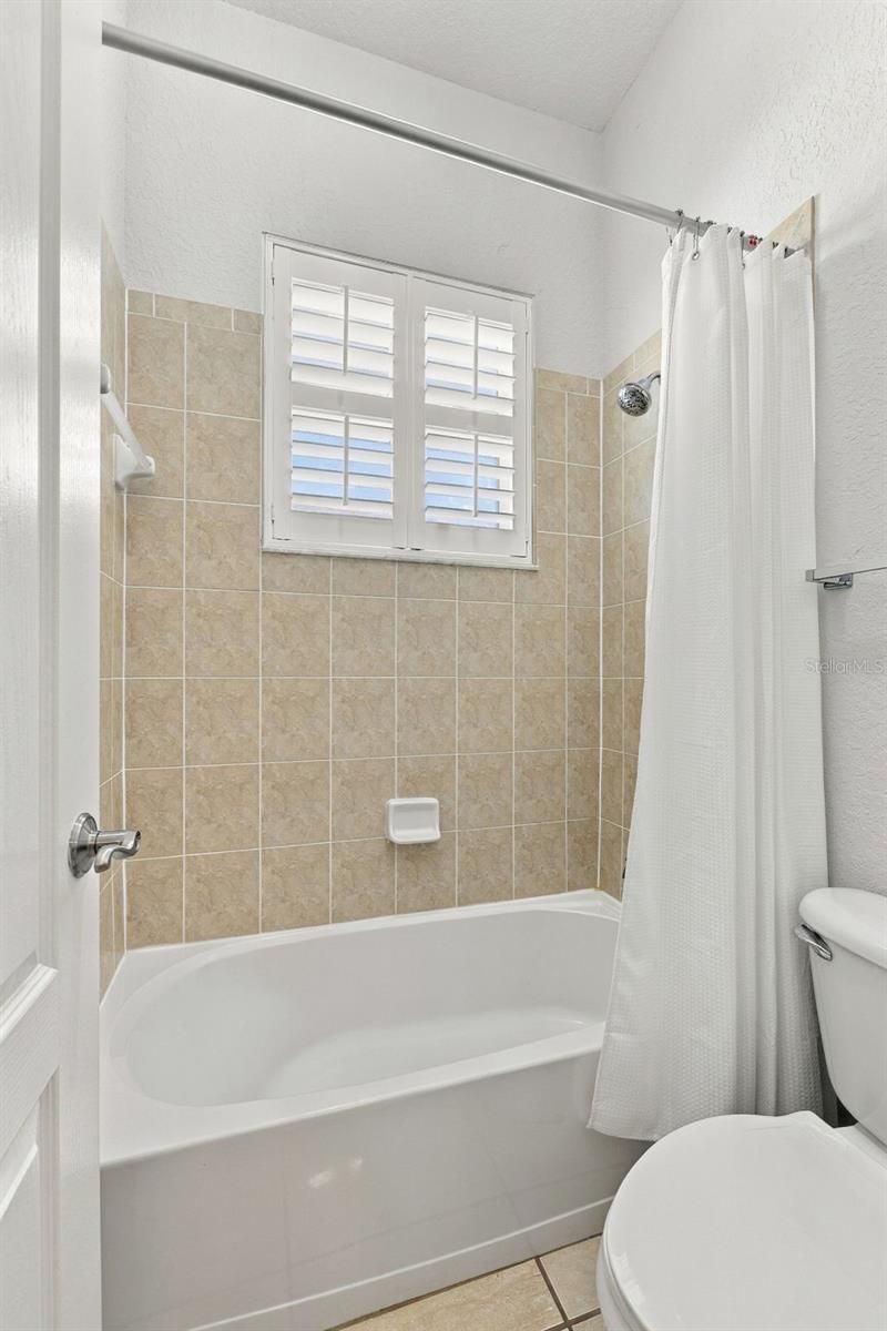 3916 Valrico Grove Drive , Valrico, FL 33594 Photo