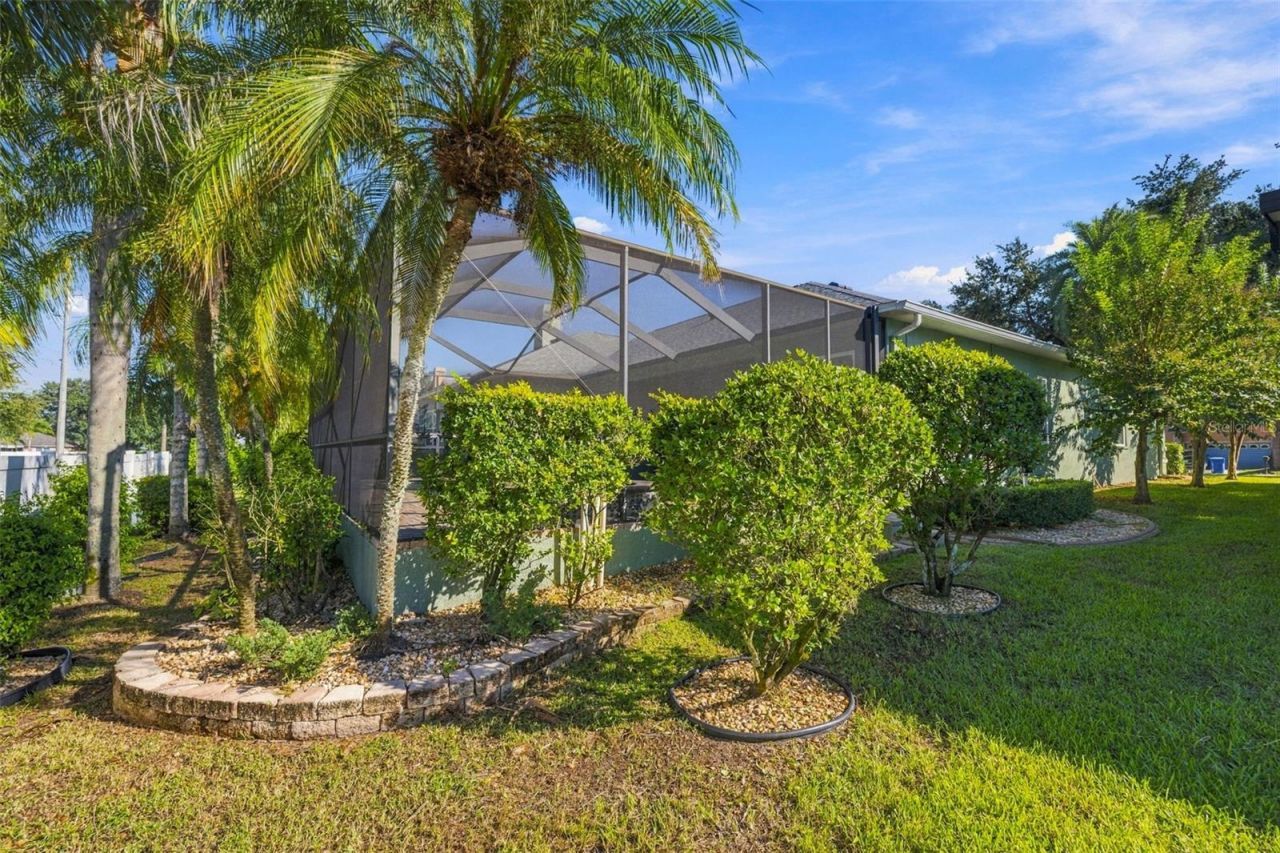 3916 Valrico Grove Drive , Valrico, FL 33594 Photo
