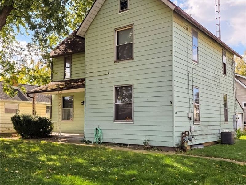 1301 Wertz Avenue SW, Canton, OH 44710 Photo 2