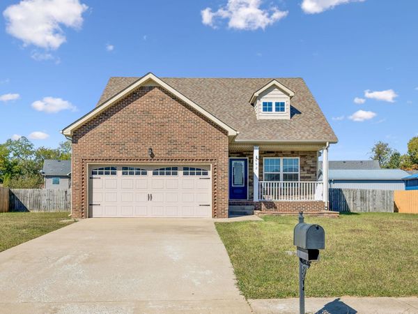 692 Crestone Ct , Clarksville, TN 37042