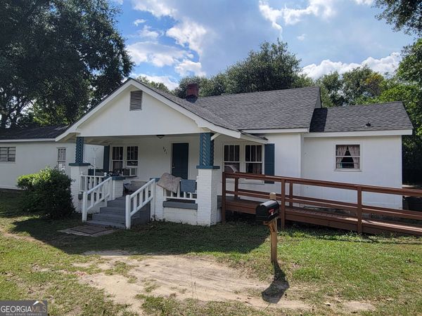 221 Savannah Avenue, East Dublin, GA 31027