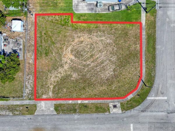 398 W 23rd Street, Riviera Beach, FL 33404