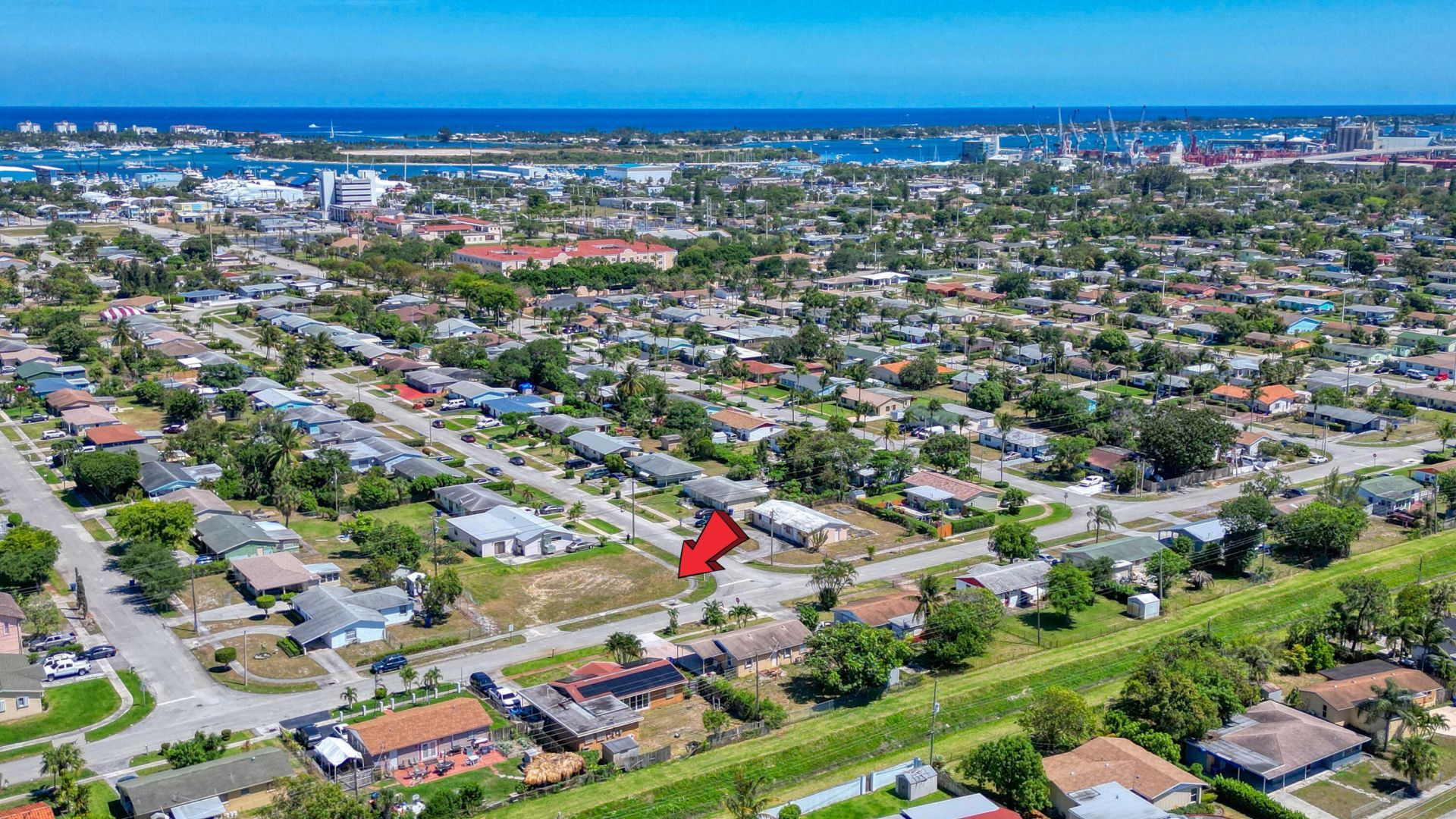 398 W 23rd Street, Riviera Beach, FL 33404 Photo