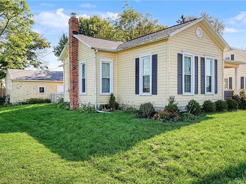 30 N Perry Street, Vandalia, OH 45377 Photo 4
