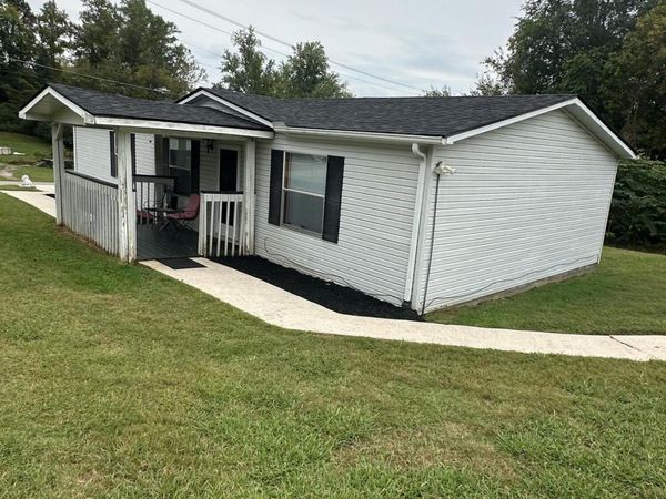 407 N Wilder Ave, Rockwood, TN 37854