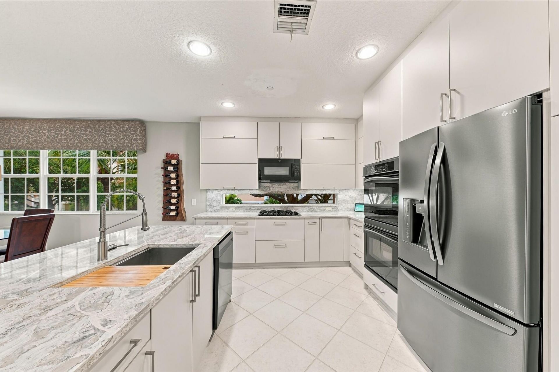 5545 NE Trieste Way, Boca Raton, FL 33487 Photo
