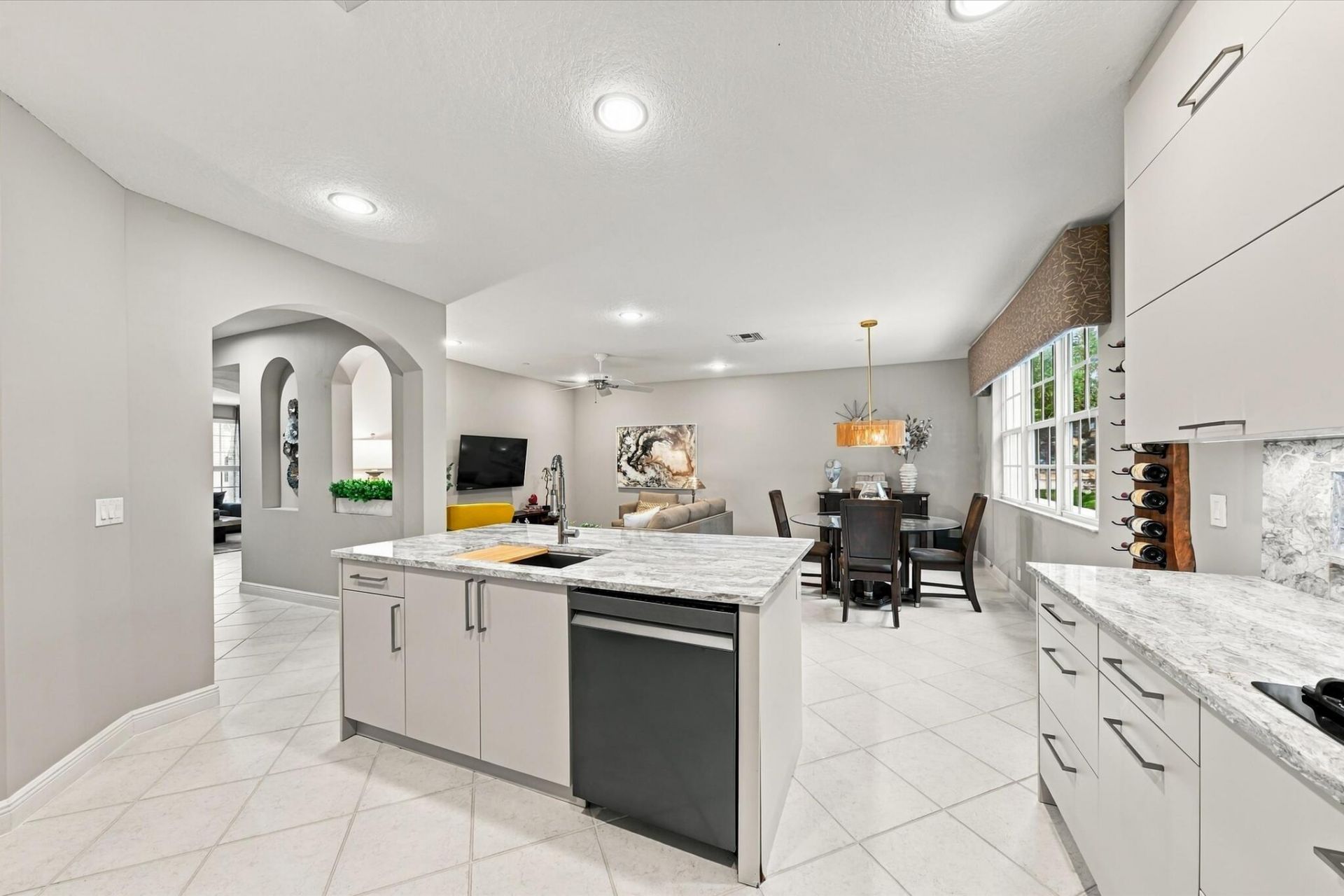 5545 NE Trieste Way, Boca Raton, FL 33487 Photo