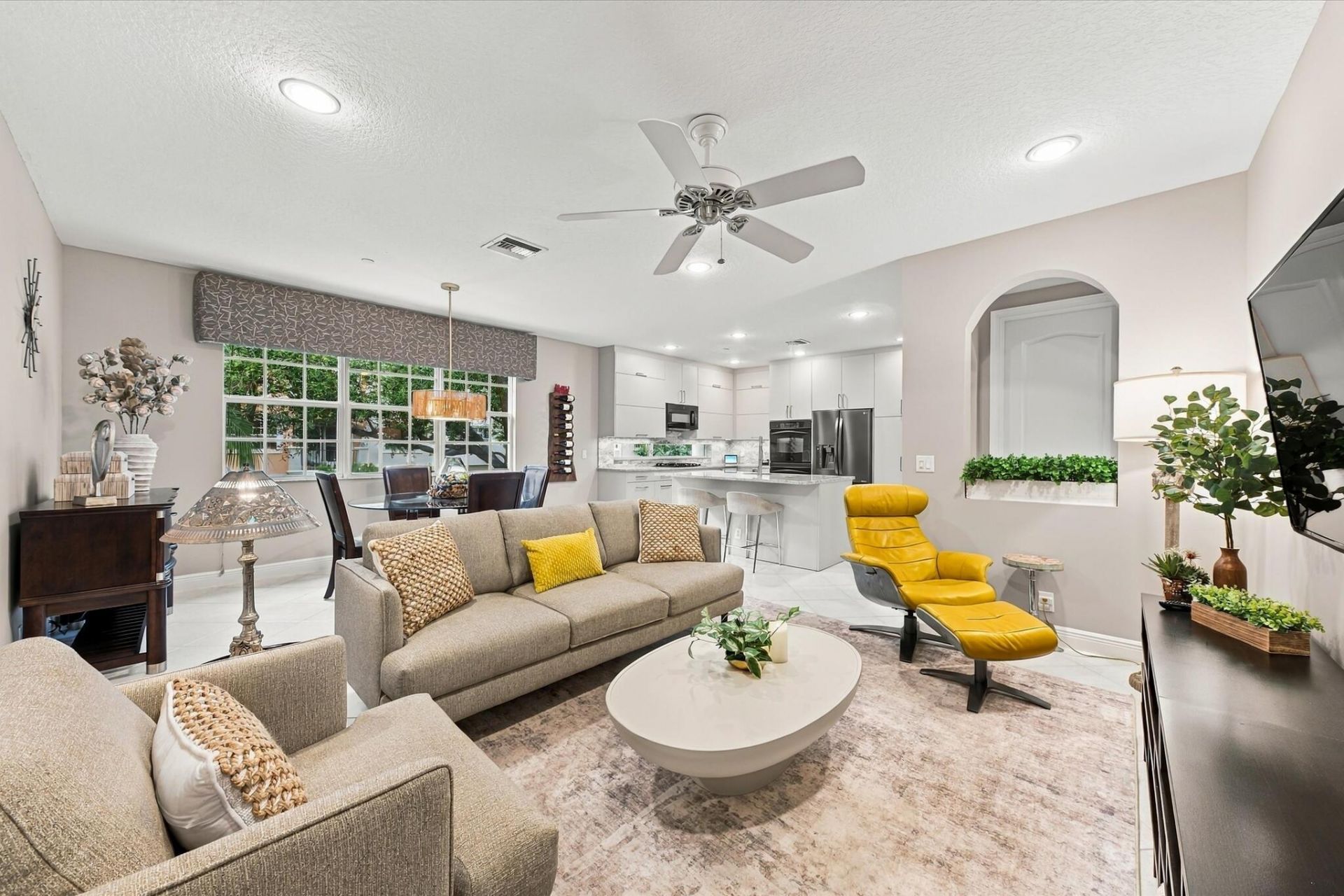 5545 NE Trieste Way, Boca Raton, FL 33487 Photo