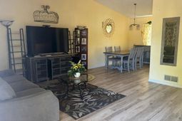 133 Foxglove Circle  photo 4