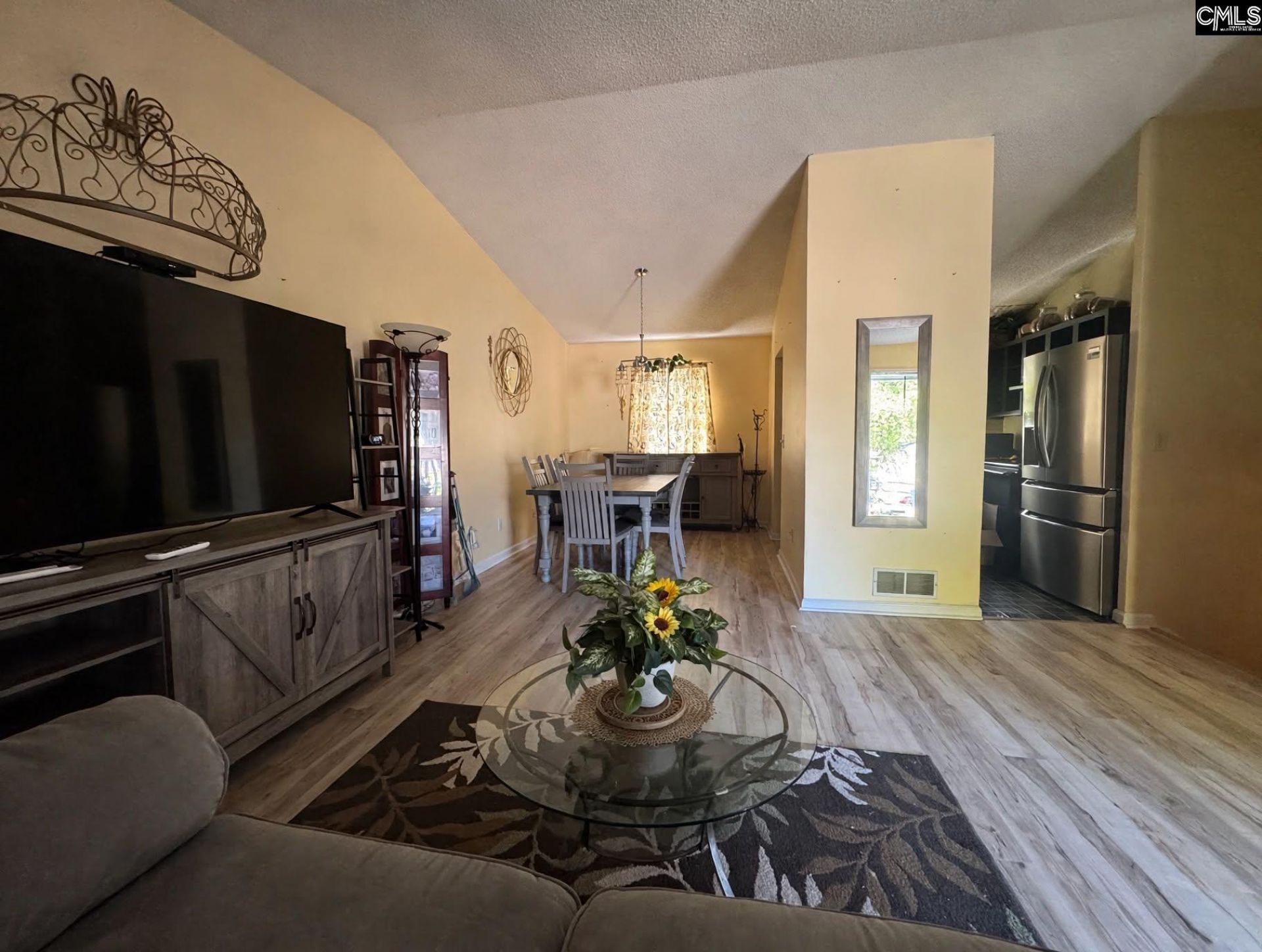 133 Foxglove Circle  Photo 4