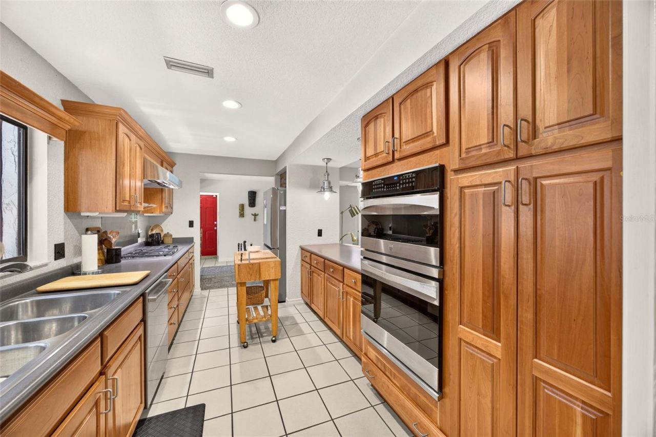 2750 NE 175th Street Road, Citra, FL 32113 Photo