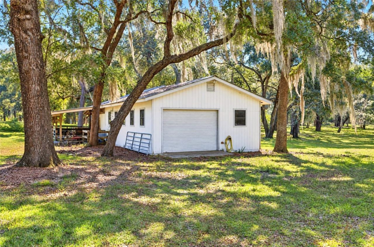 2750 NE 175th Street Road, Citra, FL 32113 Photo